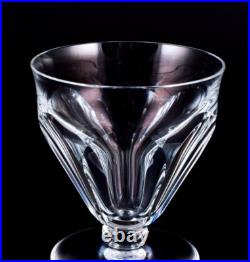 Baccarat, France. Lot de quatre verres Art Déco en cristal à facettes Baccarat, France. Lot de quatre verres Art Déco en cristal à facettes