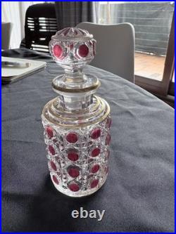 Baccarat France flacon cristal taillé pastilles rouges dorure bouchon signé