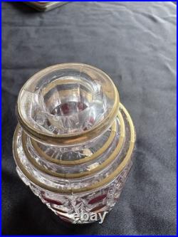 Baccarat France flacon cristal taillé pastilles rouges dorure bouchon signé