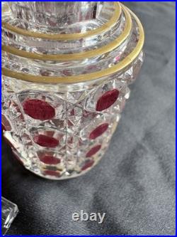 Baccarat France flacon cristal taillé pastilles rouges dorure bouchon signé