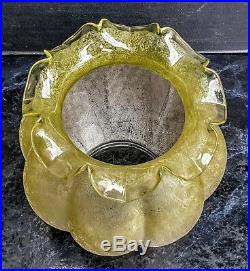 Baccarat Globe Cristal Givre Vert Lampe Petrole Lamp Oil Kerosene Shade Glass