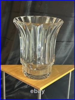 Baccarat Grand vase en cristal taillé Modèle à facettes 1970