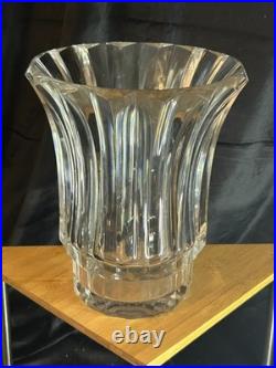 Baccarat Grand vase en cristal taillé Modèle à facettes 1970