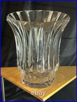 Baccarat Grand vase en cristal taillé Modèle à facettes 1970