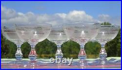 Baccarat Lot de 5 coupes à champagne en cristal gravé XIXe s