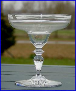 Baccarat Service de 6 coupes à champagne en cristal gravé, monogrammé CP XIXe