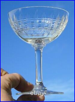 Baccarat Service de 6 coupes à champagne en cristal taillé, modèle Cavour