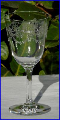 Baccarat Service de 6 verres en cristal gravé, modèle Beauharnais H. 13,5 cm