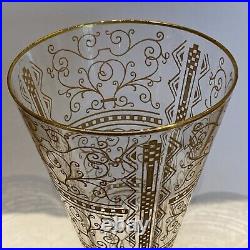 Baccarat Verre à eau Gravé Doré modèle Lido Or Haut. 13 cm Diam buvant. 8 cm