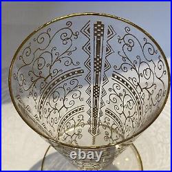 Baccarat Verre à eau Gravé Doré modèle Lido Or Haut. 13 cm Diam buvant. 8 cm