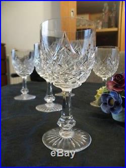 Baccarat modèle Colbert. 6 sublime verres à vin blanc en cristal
