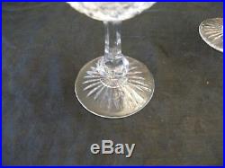 Baccarat modèle Colbert. 6 sublime verres à vin blanc en cristal