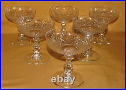Baccarat modèle Douai 6 coupes à Champagne en cristal 1916 forme 62 taille 6073 Baccarat modèle Douai 6 coupes à Champagne en cristal 1916 forme 62 taille 6073