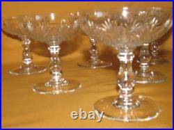 Baccarat modèle Douai 6 coupes à Champagne en cristal 1916 forme 62 taille 6073 Baccarat modèle Douai 6 coupes à Champagne en cristal 1916 forme 62 taille 6073