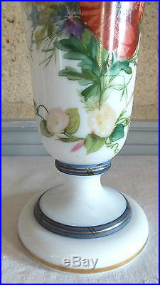 Baccarat opaline vase décor fleurs 19ème