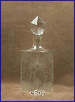 Belle Carafe En Cristal De Baccarat Signee Riche Decor Grave Mousquetaires