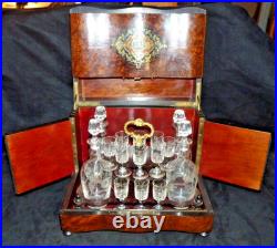 Belle Cave à liqueurs Napoléon III verrerie Cristal Baccarat 13 verres