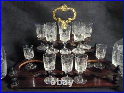 Belle Cave à liqueurs Napoléon III verrerie Cristal Baccarat 13 verres