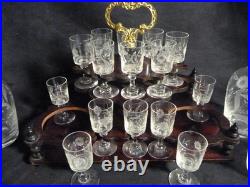 Belle Cave à liqueurs Napoléon III verrerie Cristal Baccarat 13 verres