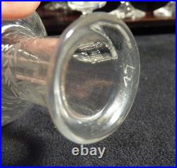 Belle Cave à liqueurs Napoléon III verrerie Cristal Baccarat 13 verres