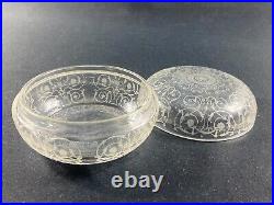 Boite à fard, bonbonnière en cristal de Baccarat modèle Michelangelo