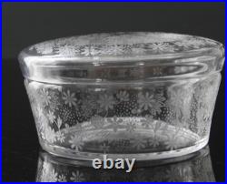 Boite à poudre en cristal de baccarat signée diamètre 10,5 cm