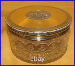 Boite coffret cristal probablement Baccarat couvercle argent vermeil Minerve