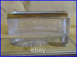 Boite coffret cristal probablement Baccarat couvercle monture vermeil Minerve