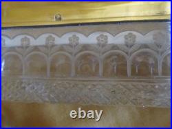 Boite coffret cristal probablement Baccarat couvercle monture vermeil Minerve