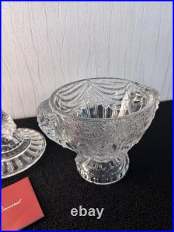 Bonbonnière couverte d'un cornac en cristal de Baccarat