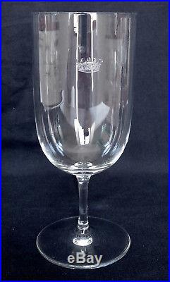 CRISTAL DE BACCARAT 8 verres à champagne, modèle PERFECTION, couronne de Baron