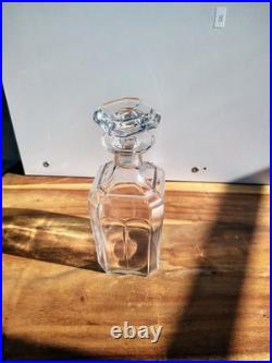 Carafe A Whisky En Cristal De Baccarat Modèle Harcourt Carafe A Whisky En Cristal De Baccarat Modèle Harcourt