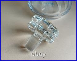 Carafe cristal Baccarat modèle Talleyrand-signée