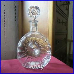Carafe en cristal de baccarat pour Remy martin marquage or signé