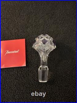 Carafe overlay violet en cristal de Baccarat Carafe overlay violet en cristal de Baccarat