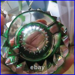 Cendrier en cristal de baccarat de couleur verte modèle Massena