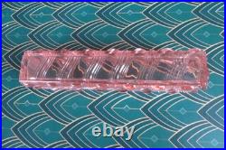Chemin de table en cristal moulé torsadé bambou rose style BACCARAT