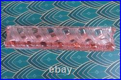 Chemin de table en cristal moulé torsadé bambou rose style BACCARAT