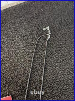 Collier galet violet en cristal de Baccarat