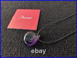 Collier galet violet en cristal de Baccarat
