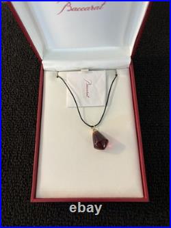 Collier goutte rouge en cristal de Baccarat