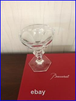 Coupe à Champagne Harcourt en cristal de Baccarat (17 dispo/Prix à la pièce) Coupe à Champagne Harcourt en cristal de Baccarat (17 dispo/Prix à la pièce)