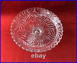 Coupe sur pied / compotier en cristal signé BACCARAT modèle ROSACES fruits Table