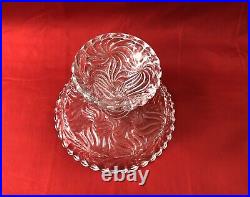 Coupe sur pied / compotier en cristal signé BACCARAT modèle ROSACES fruits Table