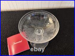 Coupes à champagne gravé modèle en cristal de Baccarat