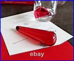 Cristal Baccarat, collection Projection rouge. En coffret, 1 carafe et 4 verres