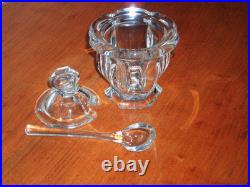 Cristal de Baccarat moutardier modèle Harcourt avec sa cuillère