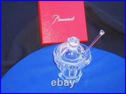 Cristal de Baccarat moutardier modèle Harcourt avec sa cuillère