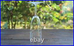 Cristal gravé de Baccarat 6 flûtes à Champagne Signées 6 engraved crystal Flutes Cristal gravé de Baccarat 6 flûtes à Champagne Signées 6 engraved crystal Flutes