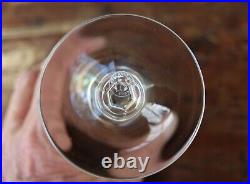 Cristal gravé de Baccarat 6 flûtes à Champagne Signées 6 engraved crystal Flutes Cristal gravé de Baccarat 6 flûtes à Champagne Signées 6 engraved crystal Flutes